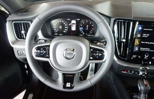 Volvo XC60 T5 Geartronic R-Design +ACC +Head-up