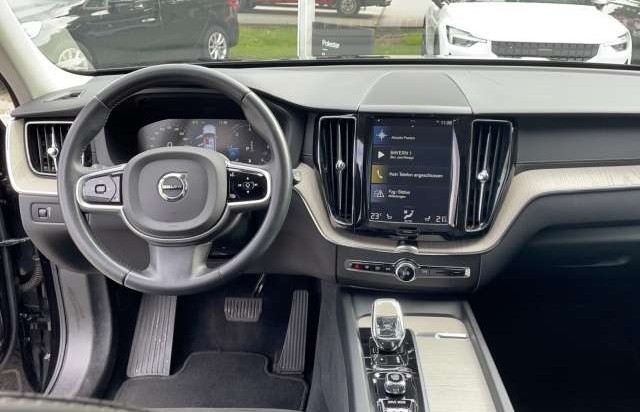 Volvo XC60 XC 60 Inscription AWD Bluetooth Navi LED Vollleder