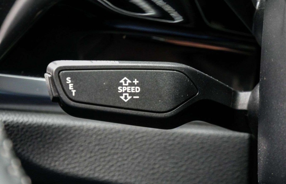 Audi Q3 2.0 TDI quattro S LINE Matrix AHK Virtual Coc