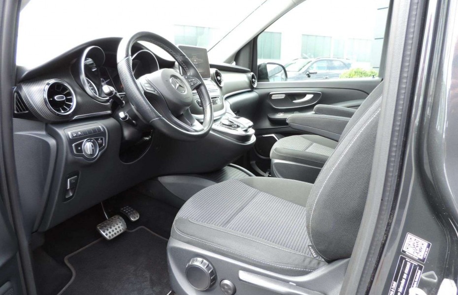 Mercedes-Benz Třídy V V300 d EDITION 4M lang AMG Pano LED StHz Comand