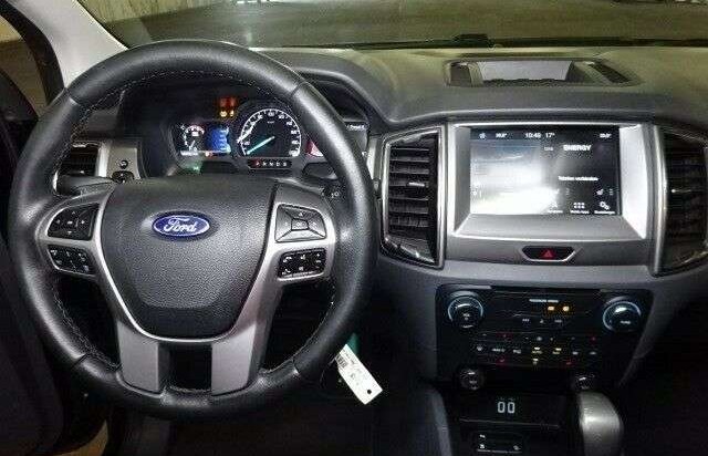 Ford Ranger DoKa 3.2 Aut . Limited Leder ACC