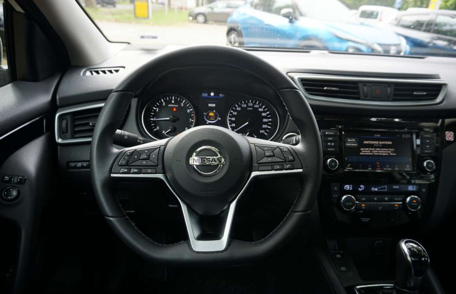 Nissan Qashqai 1.3 DIG-T Zama Navi Panoramadach Kamera