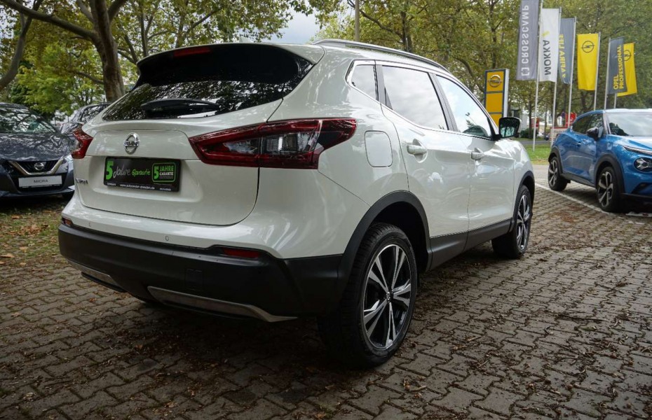 Nissan Qashqai 1.3 DIG-T Zama Navi Panoramadach Kamera