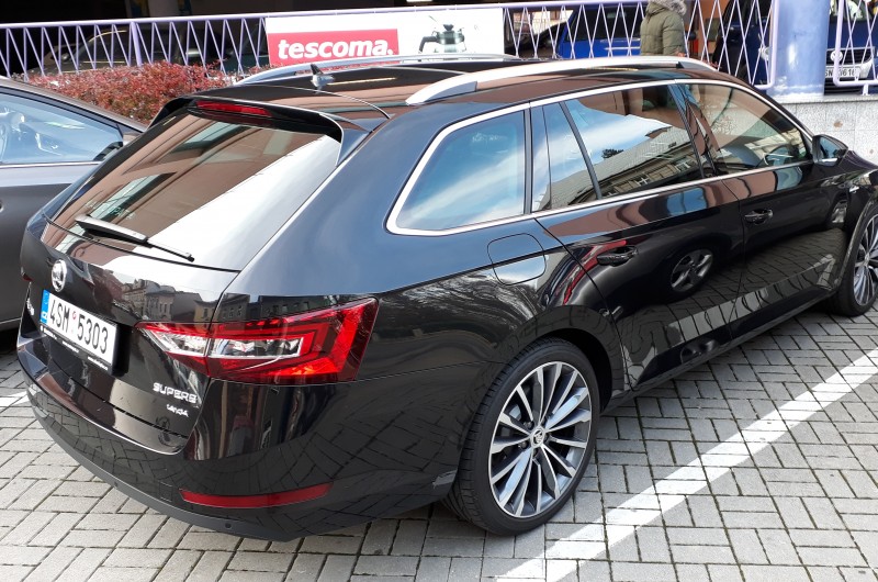 Škoda Superb