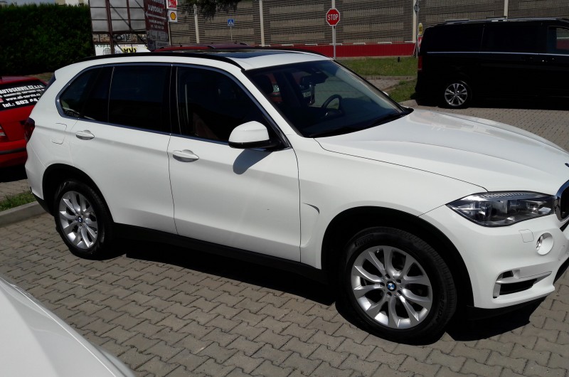 BMW X5 - Auto úvěr + Auto pojištění