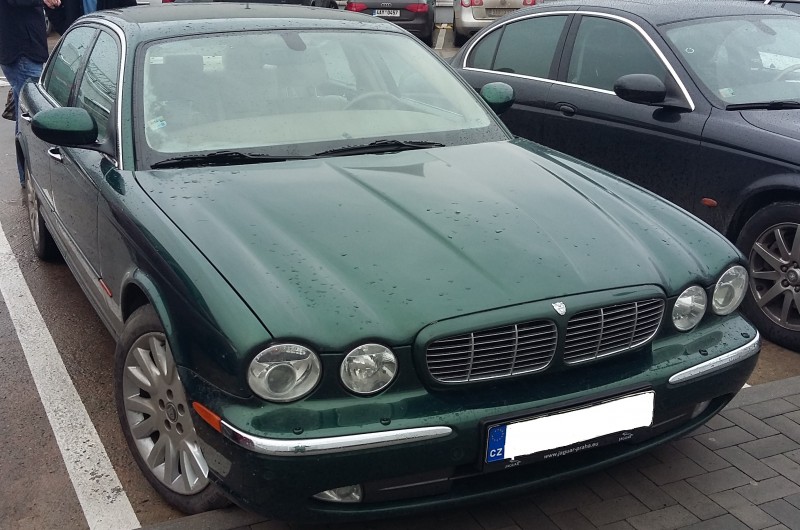 Jaguar XJ