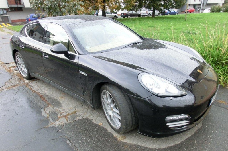 Porsche Panamera 4S